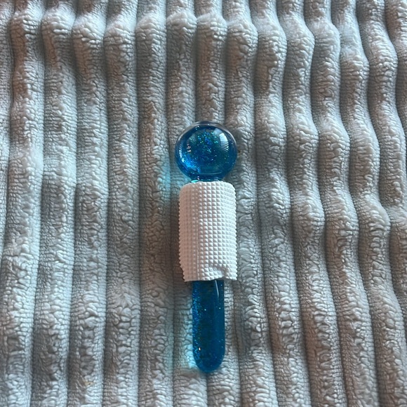 Globe Ice facial massager - Picture 4 of 4